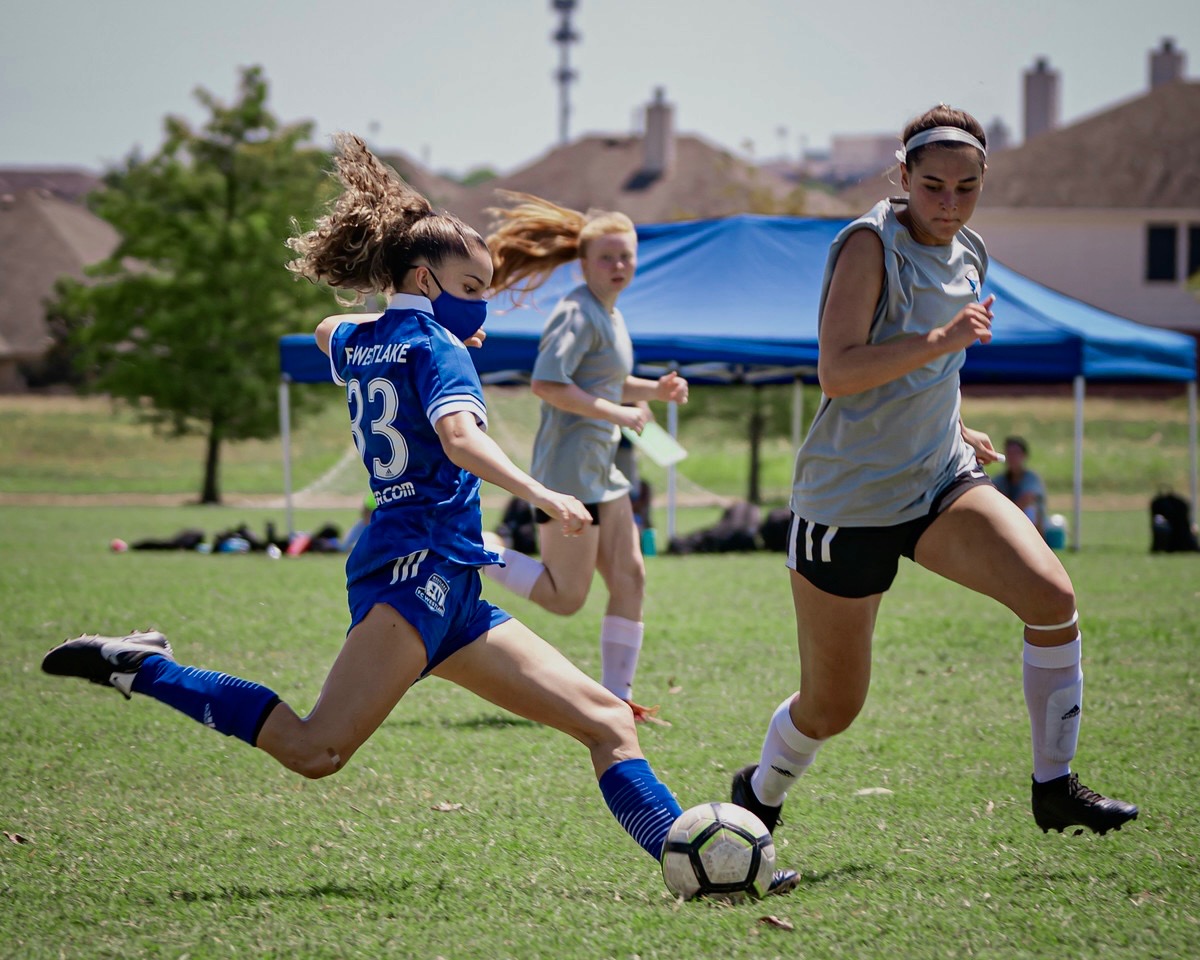 Mia Gomez soccer