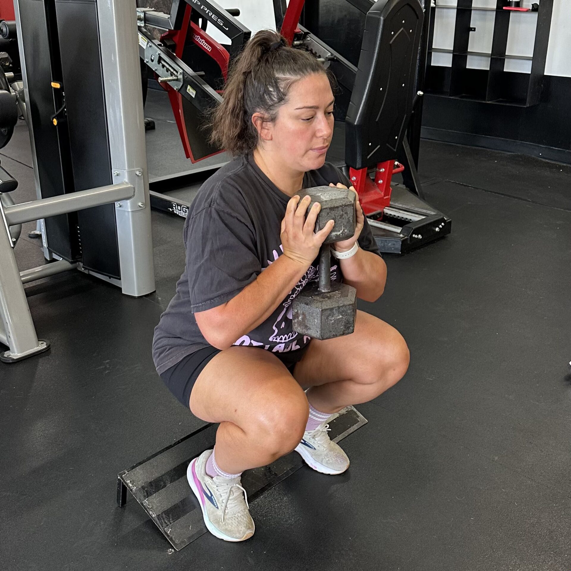 Client highlight Megan doing a goblet squat
